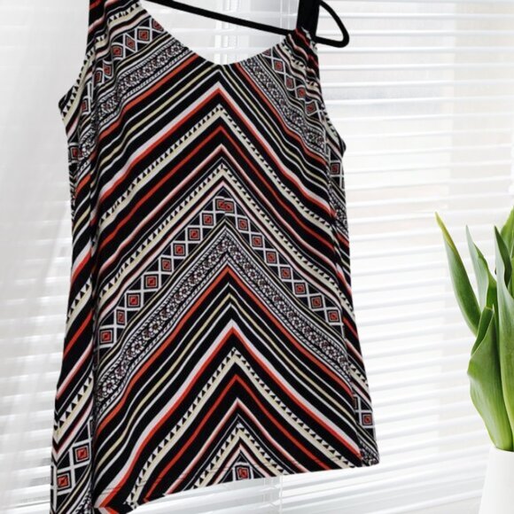 WHBM Black White Red Chevron Top Shell Blouse Size Large L Career Workwear Tank - Picture 3 of 11